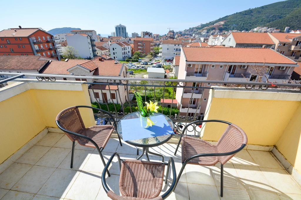 Guest House Villa Iva Budva Buitenkant foto